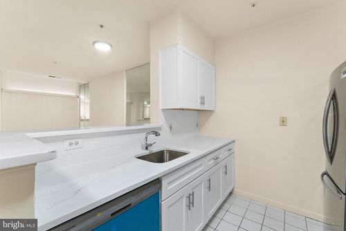 apt-117-12919 Alton Sq, HERNDON, VA, 20170-5809 | Card Image