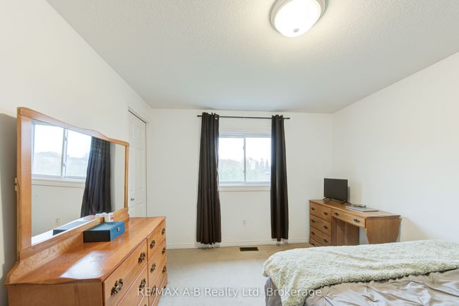 171 Wettlaufer St, House attached with 3 bedrooms, 2 bathrooms and 2 parking in Tavistock ON | Image 27