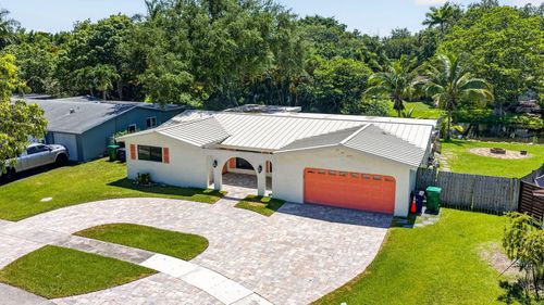5411 Sw 94th Ave, Cooper City, FL, 33328-5832 | Card Image