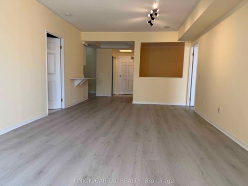 311-7398 Yonge Street, Vaughan, ON, L4J8J2 | Card Image
