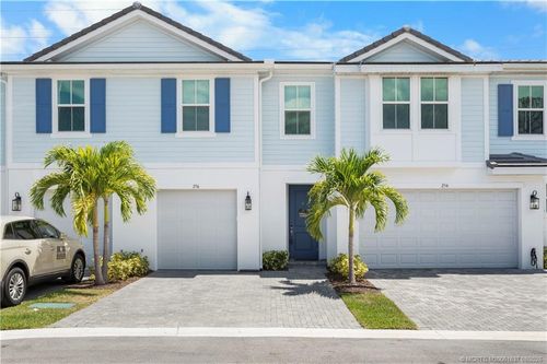 256 Preserve Trl N, Stuart, FL, 34994-3408 | Card Image