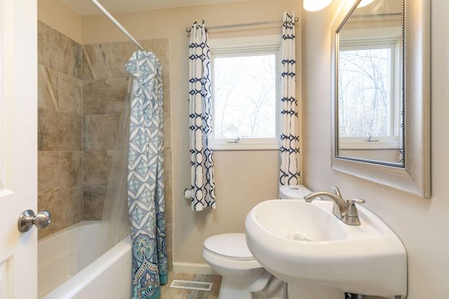 Full Bath | Image 28