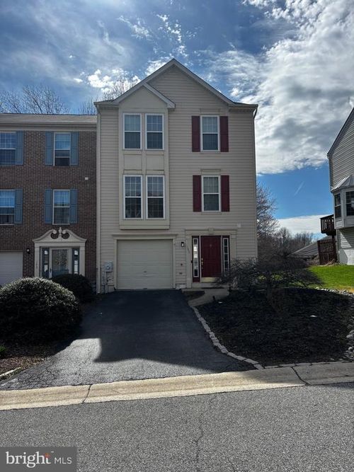 145 Steven Ln, WILMINGTON, DE, 19808-1135 | Card Image