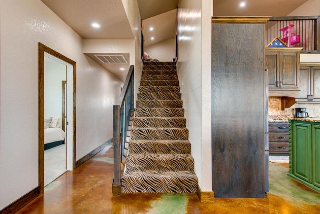 10408 E Midway Rd, House other with 4 bedrooms, 3 bathrooms and 4 parking in Big Spring TX | Image 15