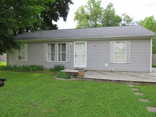 114 E 3rd St, Rochester, IN, 46975-1011 | Card Image