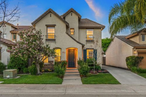 2070 Fenmore Way, Sacramento, CA, 95835 | Card Image