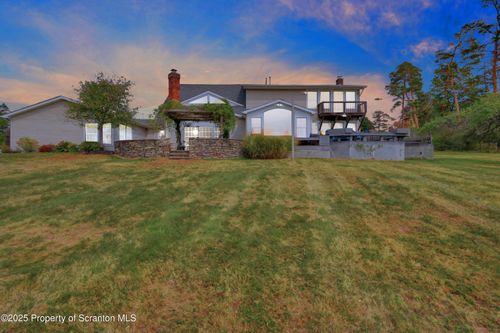 589 Lily Lake Rd, N Abingtn Twp, PA, 18414 | Card Image