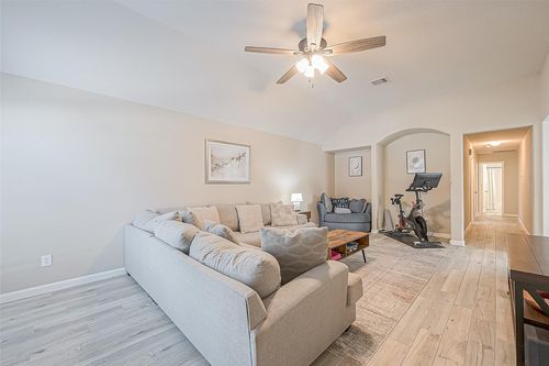 2335 Village Leaf Dr, Spring, TX, 77386-3291 | Card Image