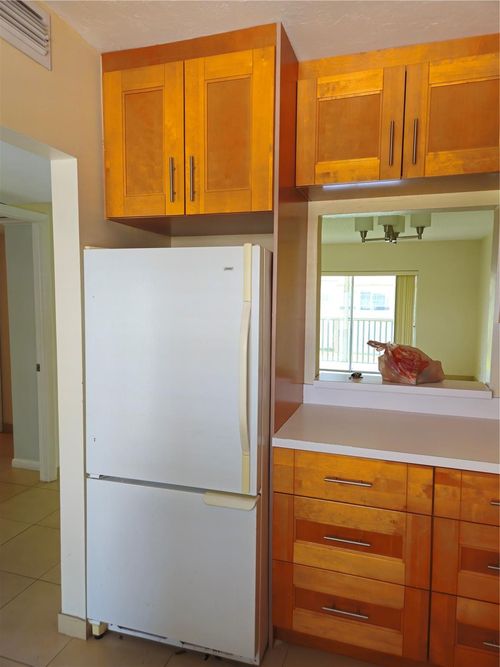 apt-201-7500 Nw 5th Pl, Margate, FL, 33063-7471 | Card Image