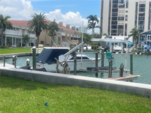 apt-7-231 Skiff Pt, CLEARWATER BEACH, FL, 33767-2158 | Card Image