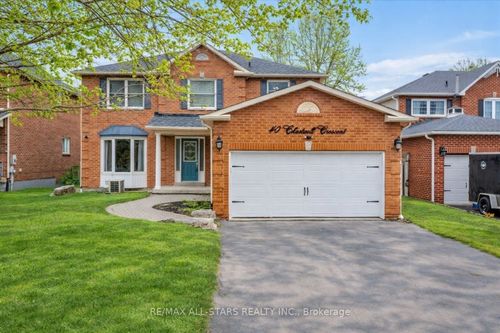 40 Chartwell Cres, Keswick, ON, L4P3N8 | Card Image