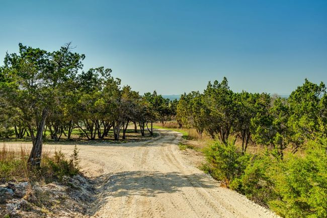 281 Kloster Ln, Home with 3 bedrooms, 2 bathrooms and 20 parking in Blanco TX | Image 28