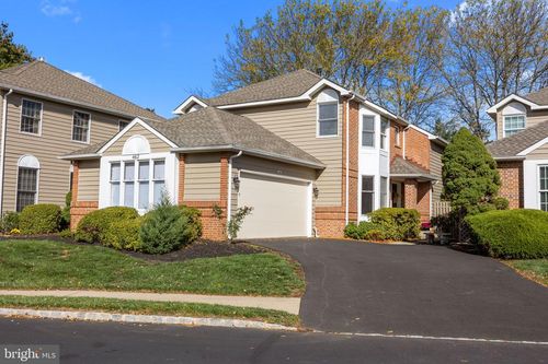 462 Scott Ct, YARDLEY, PA, 19067-7210 | Card Image