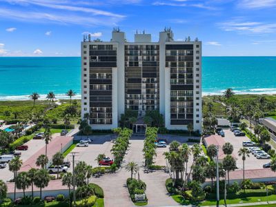 605 - 3100 N Highway A1a, Condo with 2 bedrooms, 2 bathrooms and null parking in Hutchinson Island FL | Image 3