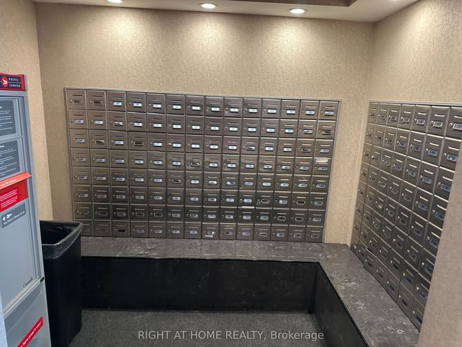 1406 - 300 Webb Dr, Condo with 3 bedrooms, 2 bathrooms and 1 parking in Mississauga ON | Image 39