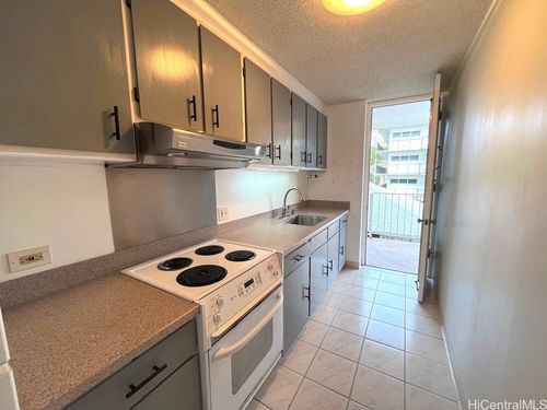 apt-301-1650 Piikoi St, Honolulu, HI, 96822-2712 | Card Image