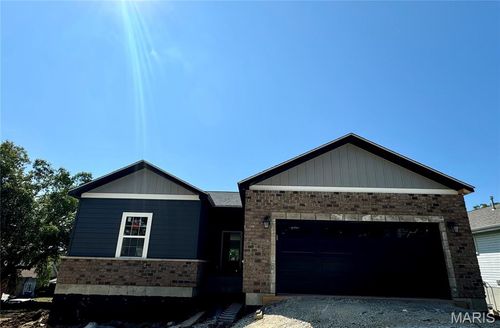 208 E 6th St, Washington, MO, 63090-2722 | Card Image