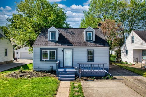 989 Davis Ave, Newark, OH, 43055-2626 | Card Image