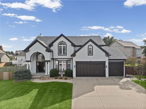 1703 Ne 181st Ter, Smithville, MO, 64089-9502 | Card Image