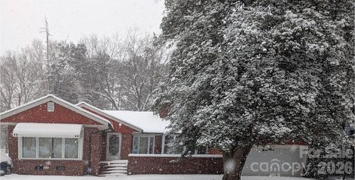 1612 Statesville Blvd, Salisbury, NC, 28144-2250 | Card Image