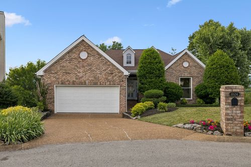 1024 N Clubhouse Ct, Franklin, TN, 37067-5655 | Card Image