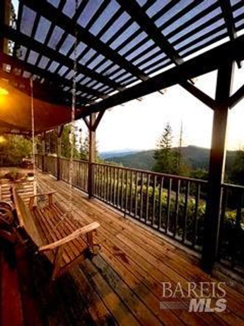 18574 Tomki Rd, Redwood Valley, CA, 95470-8002 | Card Image