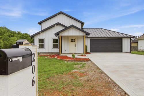206 Travis St, Monett, MO, 65708-9512 | Card Image