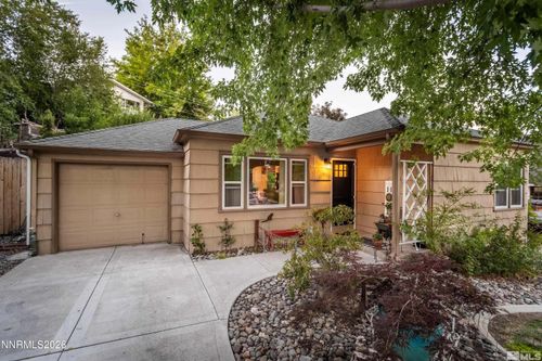 1050 Novelly Dr, Reno, NV, 89503-3558 | Card Image