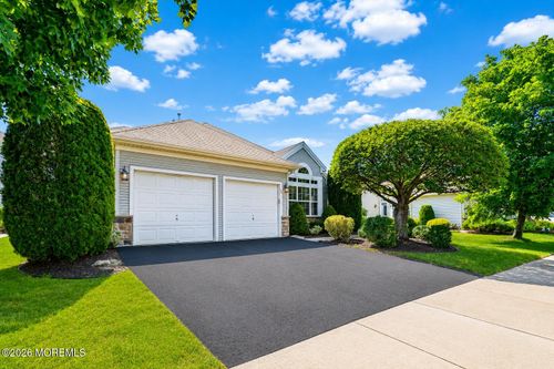 29 Arcadia Dr, Manchester, NJ, 08759-6160 | Card Image