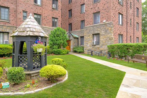 apt-3r-914 Wynnewood Rd, Pelham, NY, 10803-3059 | Card Image