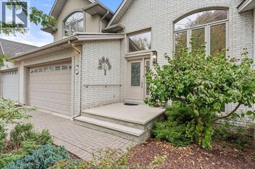 484 Vanderbilt Cres, Windsor, ON, N8P1R5 | Card Image