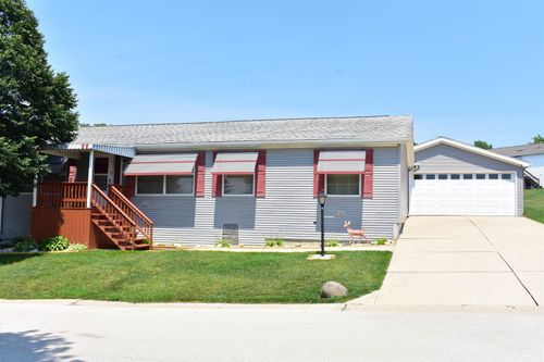 8415 Tamarack Dr, Machesney Park, IL, 61115-8347 | Card Image