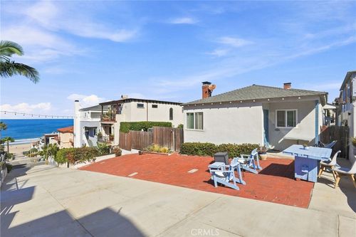 229 31st St, Manhattan Beach, CA, 90266-3909 | Card Image