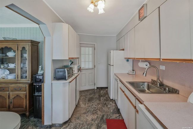 30 Saddle Ln, House other with 3 bedrooms, 2 bathrooms and null parking in Levittown NY | Image 14