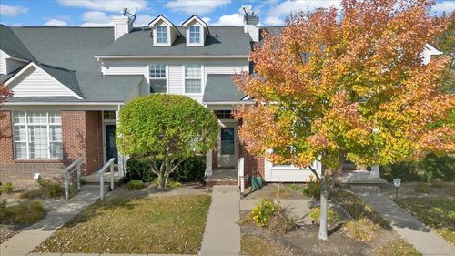 28103 April Ct, Walled Lake, MI, 48390-5867 | Card Image