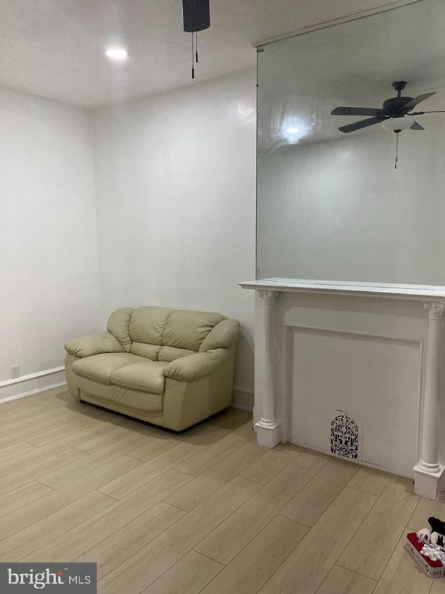 846 Haddon Ave, Townhouse with 4 bedrooms, 2 bathrooms and null parking in CAMDEN NJ | Image 5