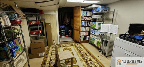 10 North Dr, East Brunswick, NJ, 08816-1122 | Card Image