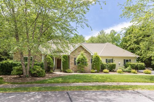 190 Jonathan Creek Dr, Etowah, NC, 28729-7756 | Card Image
