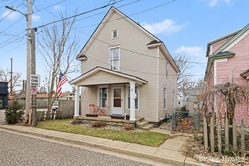 17 Vandine Pl, Grand Rapids, MI, 49503-3553 | Card Image