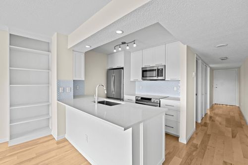 286 Cypress Point Dr, Palm Beach Gardens, FL, 33418-7149 | Card Image