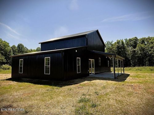 246 Ralph Spivey Ln, Gainesboro, TN, 38562-5106 | Card Image