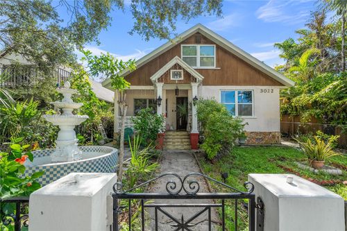 3022 Beach Blvd S, GULFPORT, FL, 33707-5550 | Card Image