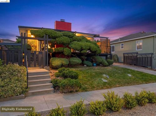628 Kern St, Richmond, CA, 94805-1960 | Card Image