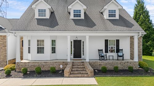 8746 Streamside Dr, Ooltewah, TN, 37363-9471 | Card Image