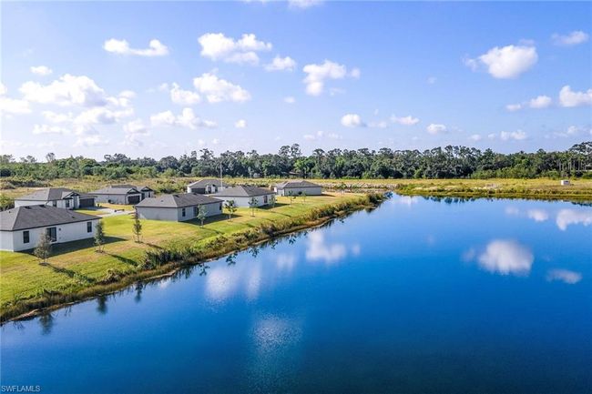 880 General Chesty Puller Ct, House other with 3 bedrooms, 2 bathrooms and 2 parking in LABELLE FL | Image 19