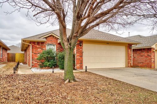 408 Cherokee Gate Drive, Yukon, OK, 73099 | Card Image