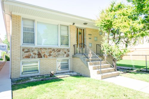 3836 N Oconto Ave, Chicago, IL, 60634-3507 | Card Image