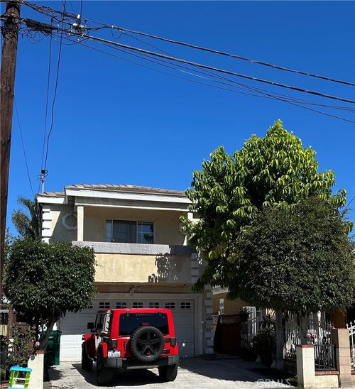 1801 W Cameron St, Long Beach, CA, 90810-2118 | Card Image