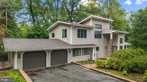 4 Tower Rd, SEVERNA PARK, MD, 21146-4640 | Card Image
