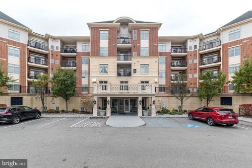 207 Carson Ter, HUNTINGDON VALLEY, PA, 19006-4718 | Card Image